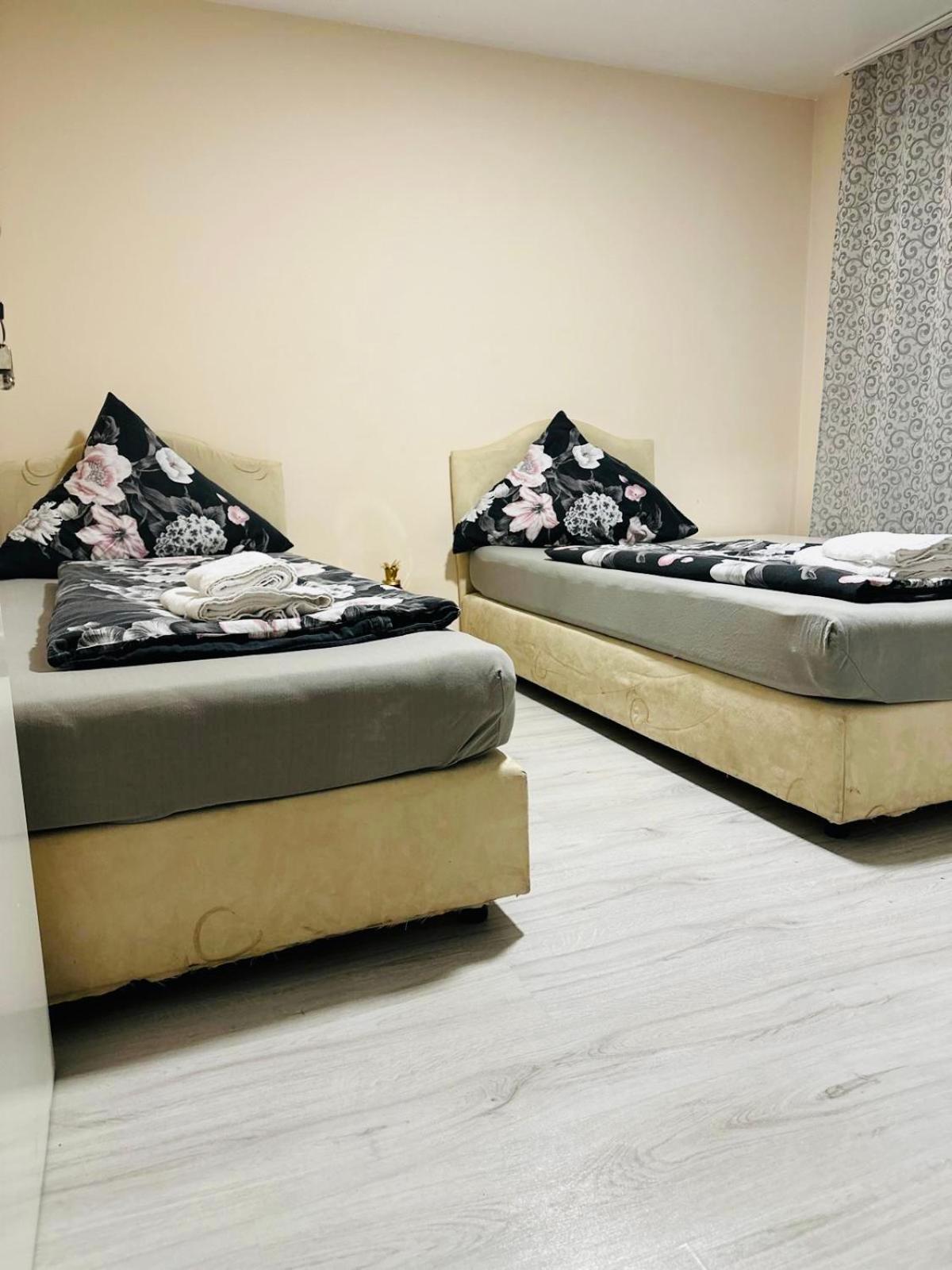 Noblesse Hause 호텔 감메르팅엔 외부 사진